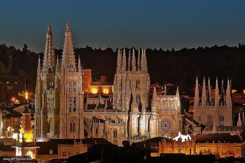 Hostal Cuentame Evolucion Auto Check In Burgos Exterior photo